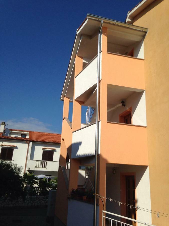 Apartment Aleksandra Malinska Εξωτερικό φωτογραφία