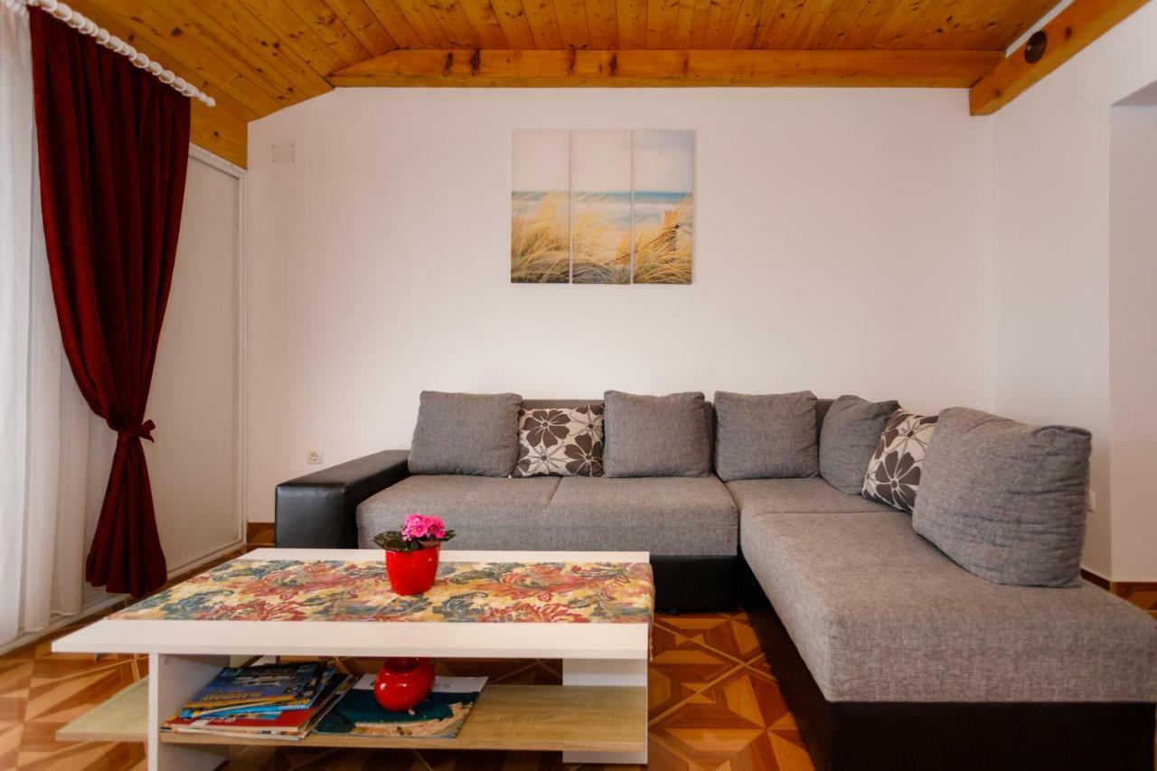Apartment Aleksandra Malinska Εξωτερικό φωτογραφία